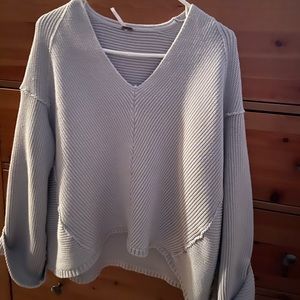 Free People light grey sweater